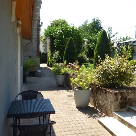 Gite De Preuilly Auxerre Exterior photo